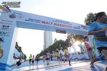 BINH DUONG NEW CITY HALF MARATHON 2024 - Ảnh #1820123