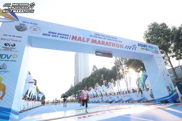 BINH DUONG NEW CITY HALF MARATHON 2024 - Ảnh #1820747