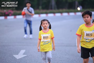 BINH DUONG NEW CITY HALF MARATHON 2024 - Ảnh #1726799