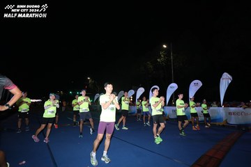 BINH DUONG NEW CITY HALF MARATHON 2024 - Ảnh #1737747