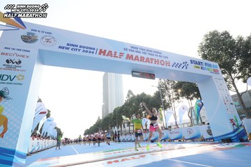 BINH DUONG NEW CITY HALF MARATHON 2024 - Ảnh #1821579