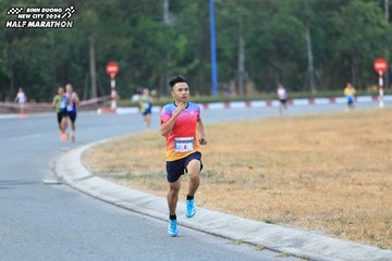 BINH DUONG NEW CITY HALF MARATHON 2024 - Ảnh #1735275
