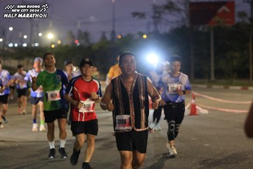 BINH DUONG NEW CITY HALF MARATHON 2024 - Ảnh #1741138