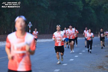 BINH DUONG NEW CITY HALF MARATHON 2024 - Ảnh #1750071