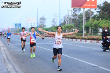 BINH DUONG NEW CITY HALF MARATHON 2024 - Ảnh #1770037