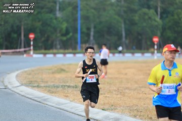 BINH DUONG NEW CITY HALF MARATHON 2024 - Ảnh #1734969
