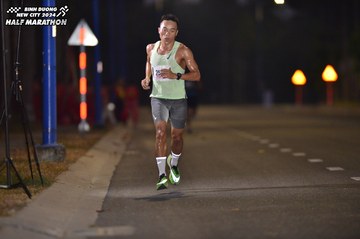 BINH DUONG NEW CITY HALF MARATHON 2024 - Ảnh #1755616
