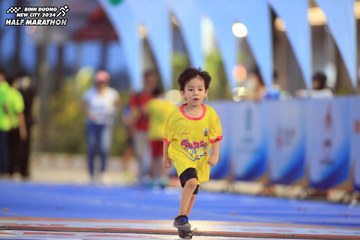 BINH DUONG NEW CITY HALF MARATHON 2024 - Ảnh #1728687