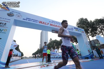 BINH DUONG NEW CITY HALF MARATHON 2024 - Ảnh #1738356