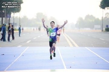 BINH DUONG NEW CITY HALF MARATHON 2024 - Ảnh #1756828