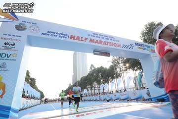 BINH DUONG NEW CITY HALF MARATHON 2024 - Ảnh #1821528