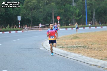 BINH DUONG NEW CITY HALF MARATHON 2024 - Ảnh #1735268