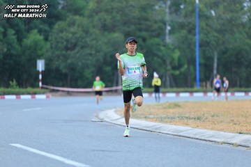 BINH DUONG NEW CITY HALF MARATHON 2024 - Ảnh #1735859