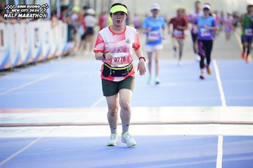 BINH DUONG NEW CITY HALF MARATHON 2024 - Ảnh #1762255