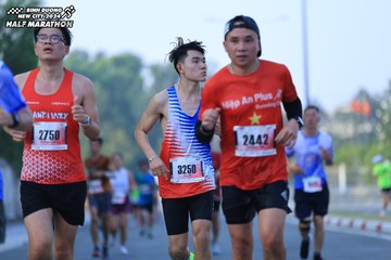 BINH DUONG NEW CITY HALF MARATHON 2024 - Ảnh #1776157