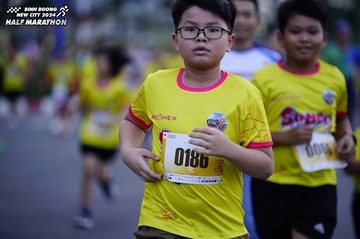 BINH DUONG NEW CITY HALF MARATHON 2024 - Ảnh #1724734