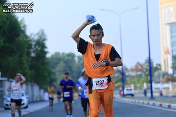 BINH DUONG NEW CITY HALF MARATHON 2024 - Ảnh #1776319