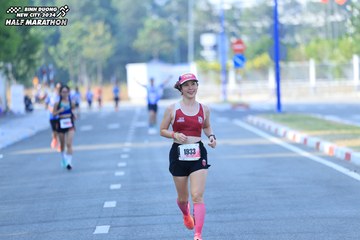 BINH DUONG NEW CITY HALF MARATHON 2024 - Ảnh #1770981