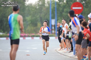 BINH DUONG NEW CITY HALF MARATHON 2024 - Ảnh #1736399