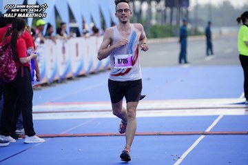 BINH DUONG NEW CITY HALF MARATHON 2024 - Ảnh #1770941