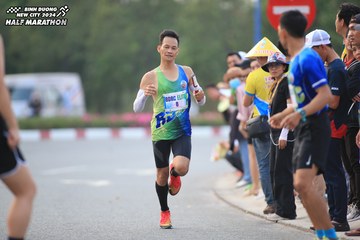BINH DUONG NEW CITY HALF MARATHON 2024 - Ảnh #1736870