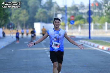 BINH DUONG NEW CITY HALF MARATHON 2024 - Ảnh #1769360