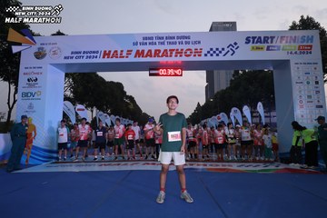 BINH DUONG NEW CITY HALF MARATHON 2024 - Ảnh #1738031