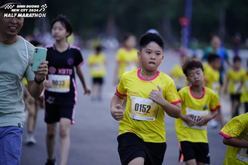 BINH DUONG NEW CITY HALF MARATHON 2024 - Ảnh #1724663