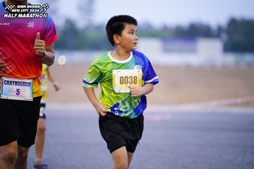 BINH DUONG NEW CITY HALF MARATHON 2024 - Ảnh #1725258