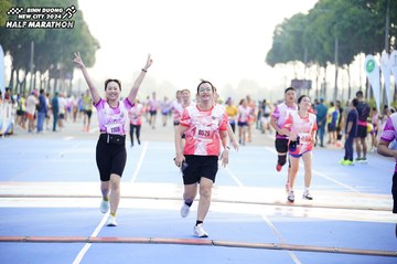 BINH DUONG NEW CITY HALF MARATHON 2024 - Ảnh #1763457