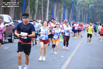 BINH DUONG NEW CITY HALF MARATHON 2024 - Ảnh #1750420