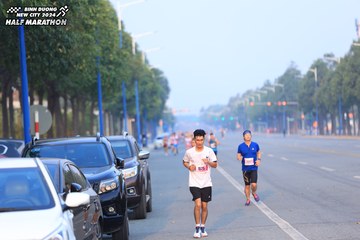 BINH DUONG NEW CITY HALF MARATHON 2024 - Ảnh #1739814