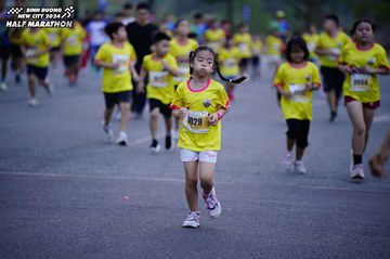 BINH DUONG NEW CITY HALF MARATHON 2024 - Ảnh #1724672