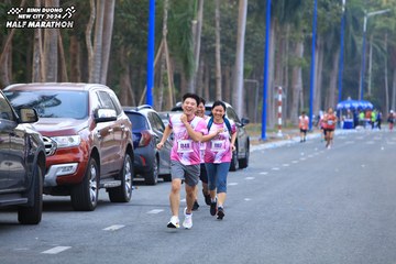 BINH DUONG NEW CITY HALF MARATHON 2024 - Ảnh #1755780