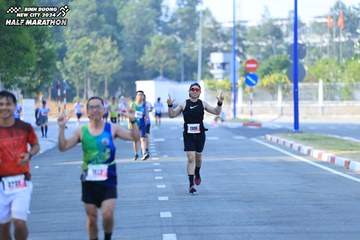 BINH DUONG NEW CITY HALF MARATHON 2024 - Ảnh #1770295