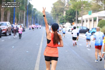 BINH DUONG NEW CITY HALF MARATHON 2024 - Ảnh #1755312