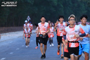 BINH DUONG NEW CITY HALF MARATHON 2024 - Ảnh #1750713