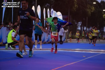 BINH DUONG NEW CITY HALF MARATHON 2024 - Ảnh #1729174