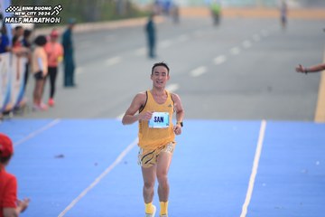 BINH DUONG NEW CITY HALF MARATHON 2024 - Ảnh #1738746