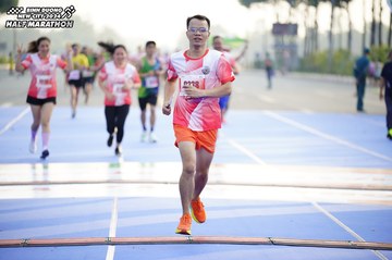 BINH DUONG NEW CITY HALF MARATHON 2024 - Ảnh #1761976