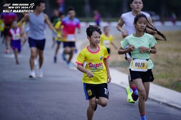 BINH DUONG NEW CITY HALF MARATHON 2024 - Ảnh #1724594