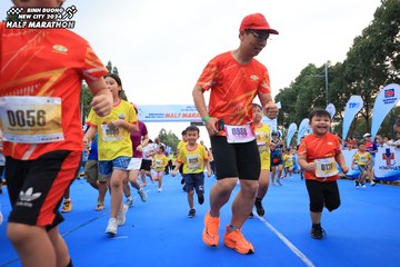 BINH DUONG NEW CITY HALF MARATHON 2024 - Ảnh #1729438
