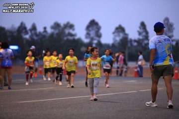 BINH DUONG NEW CITY HALF MARATHON 2024 - Ảnh #1728291