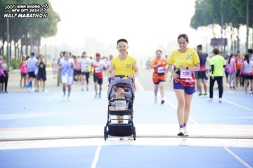 BINH DUONG NEW CITY HALF MARATHON 2024 - Ảnh #1761172