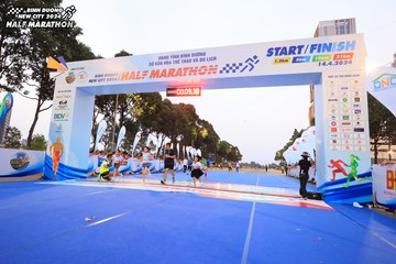BINH DUONG NEW CITY HALF MARATHON 2024 - Ảnh #1729584