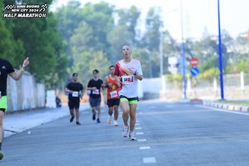 BINH DUONG NEW CITY HALF MARATHON 2024 - Ảnh #1768464