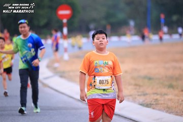 BINH DUONG NEW CITY HALF MARATHON 2024 - Ảnh #1726914