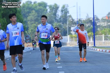 BINH DUONG NEW CITY HALF MARATHON 2024 - Ảnh #1768378