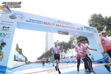 BINH DUONG NEW CITY HALF MARATHON 2024 - Ảnh #1821936