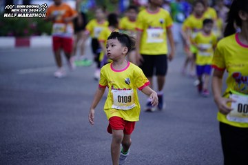 BINH DUONG NEW CITY HALF MARATHON 2024 - Ảnh #1724739